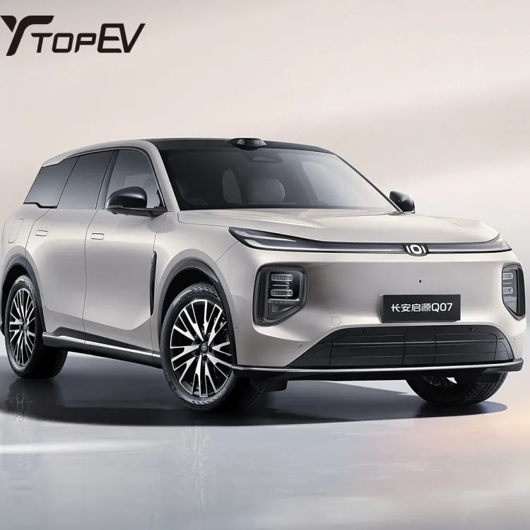 Подключаемый гибридный электрический внедорожник Changan Nevo Q07 2025 года Подключаемый гибридный электрический внедорожник Changan Nevo Q07 2025 года