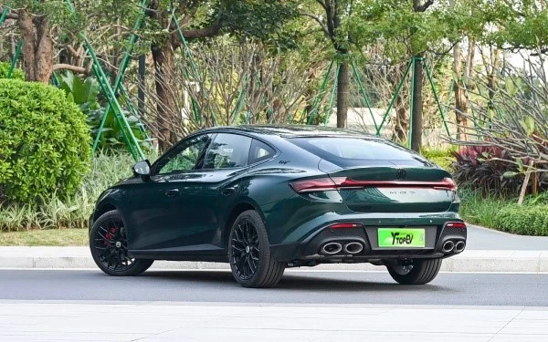 What is the price range for a MG7 seater? What is the price range for a MG7 seater?